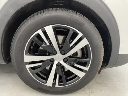 Photo 17 Peugeot 3008  Hybrid 225 e-EAT8