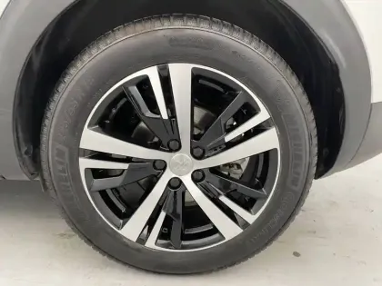 Photo 15 Peugeot 3008  Hybrid 225 e-EAT8