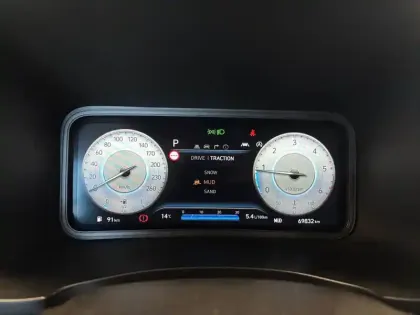 Photo 81 Hyundai Kona  1.6 CRDi 136 DCT-7 Hybrid 48V