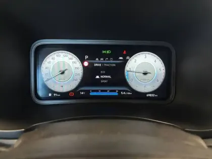 Photo 78 Hyundai Kona  1.6 CRDi 136 DCT-7 Hybrid 48V