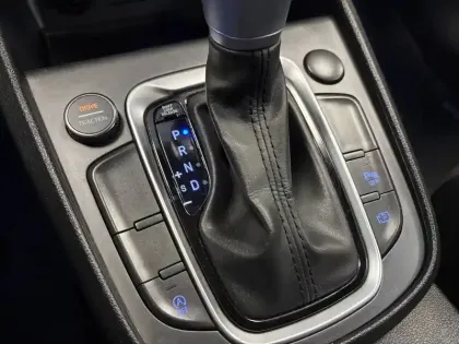 Photo 83 Hyundai Kona  1.6 CRDi 136 DCT-7 Hybrid 48V