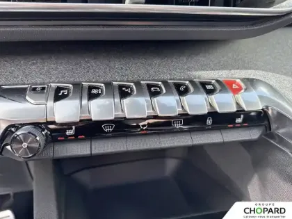 Photo 17 Peugeot 3008  1.6 BlueHDi 120ch S&S EAT6