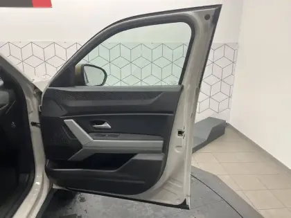 Photo 34 Dacia Duster  Hybrid-G 150 4x4