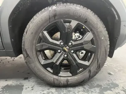 Photo 41 Dacia Duster  Hybrid-G 150 4x4