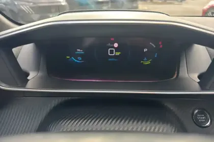 Photo 17 Peugeot 208  Electrique 50 kWh 136ch