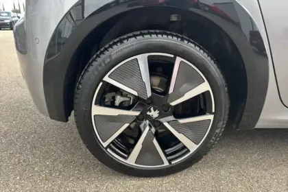 Photo 14 Peugeot 208  Electrique 50 kWh 136ch