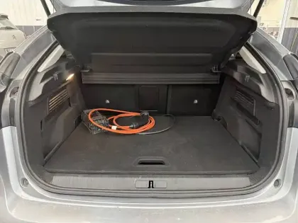 Photo 5 Citroën C4 e- 136 ch Automatique