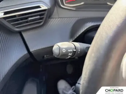 Photo 57 Peugeot 208  PureTech 75 S&S BVM5