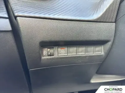 Photo 18 Peugeot 208  PureTech 75 S&S BVM5