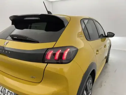 Photo 94 Peugeot 208  PureTech 100 S&S EAT8