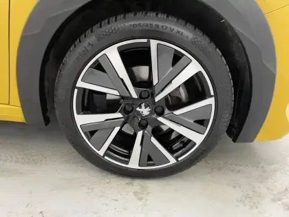 Photo 49 Peugeot 208  PureTech 100 S&S EAT8