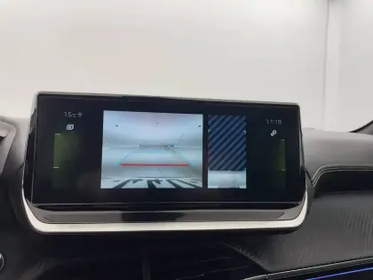 Photo 89 Peugeot 208  PureTech 100 S&S EAT8