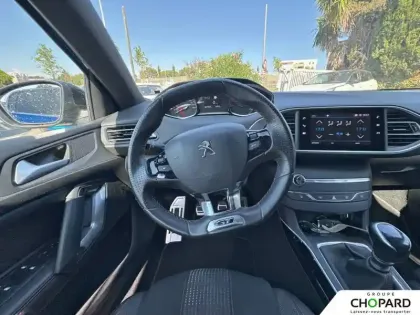 Photo 16 Peugeot 308 Gén. II Ph2 NG GT 5