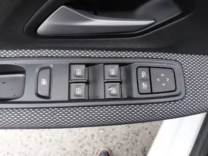 Photo 20 Dacia Sandero  SCe 65