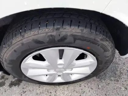 Photo 12 Dacia Sandero  SCe 65