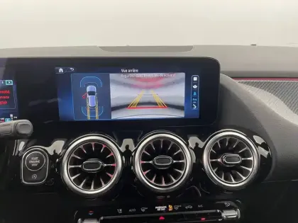 Photo 25 Mercedes GLA  200 d 8G-DCT