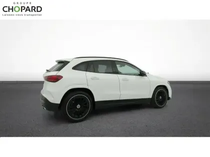 Photo 8 Mercedes GLA  200 d 8G-DCT