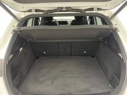 Photo 13 Mercedes GLA  200 d 8G-DCT