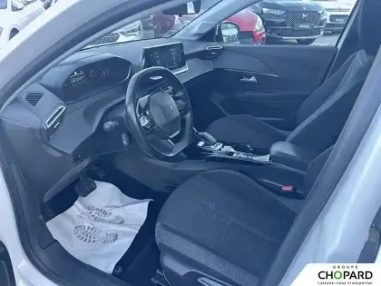 Photo 28 Peugeot 208  ELECTRIQUE 50 KWH 136