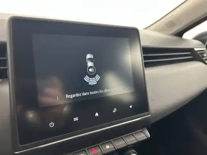 Photo 92 Renault Clio  E-Tech full hybrid 145