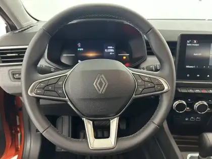 Photo 53 Renault Clio  E-Tech full hybrid 145