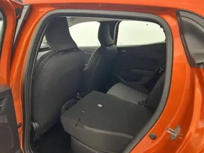 Photo 98 Renault Clio  E-Tech full hybrid 145