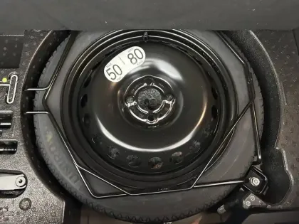 Photo 36 Renault Clio Gén. V (BJA) Ph2 Evolution 5