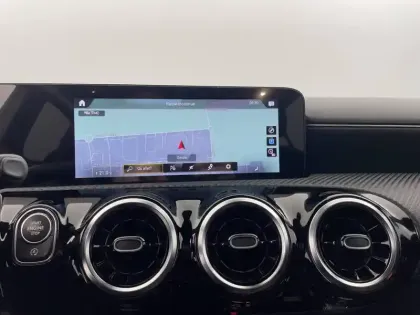 Photo 84 Mercedes Classe A  200 d 8G-DCT