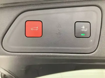 Photo 24 Peugeot 3008  BlueHDi 130ch S&S EAT8