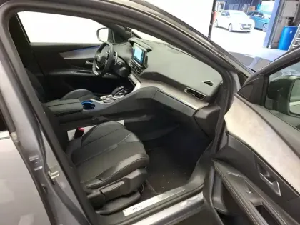 Photo 30 Peugeot 3008 Gén. II Ph2 GT 5