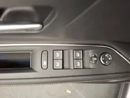 Photo 19 Peugeot 3008 Gén. II Ph2 GT 5