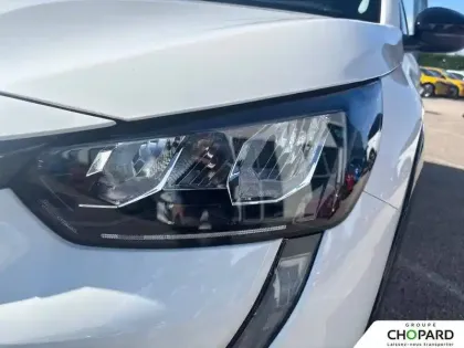 Photo 71 Peugeot 208  ELECTRIQUE 50 KWH 136