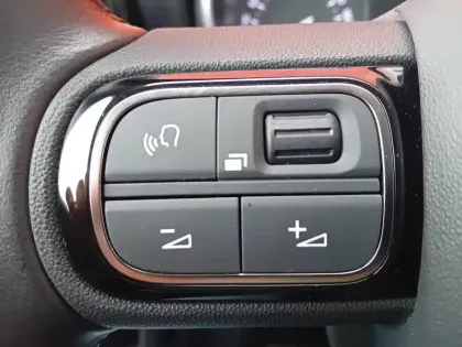 Photo 15 Citroën C3 Aircross  PureTech 110 S&S BVM6