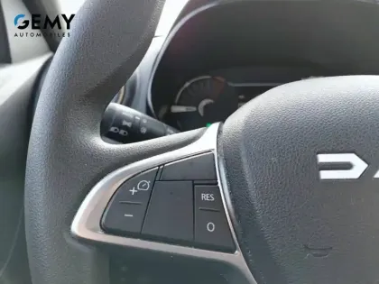 Photo 15 Dacia Spring 