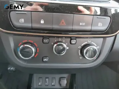 Photo 20 Dacia Spring 