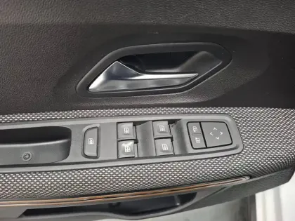 Photo 23 Dacia Sandero  ECO-G 100 - 22