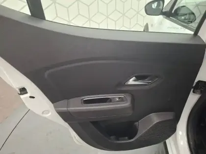 Photo 17 Dacia Sandero  ECO-G 100 - 22