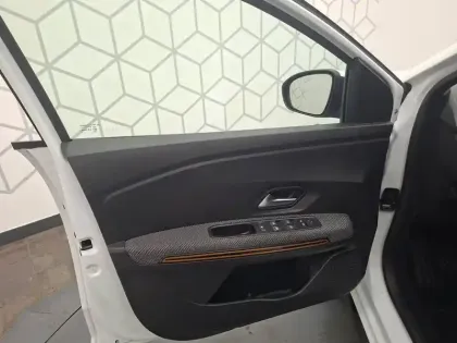 Photo 22 Dacia Sandero  ECO-G 100 - 22