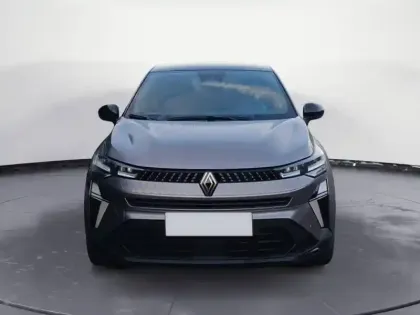 Photo 7 Renault Captur  E-Tech full hybrid 145 ch