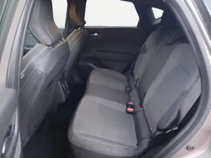 Photo 11 Renault Captur  E-Tech full hybrid 145 ch