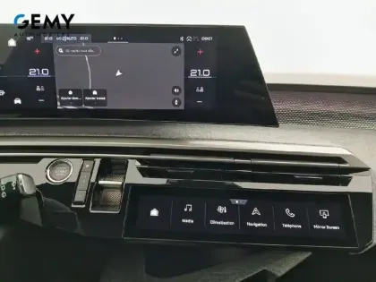 Photo 13 Peugeot 5008  Hybrid 145 ch e-DCS6