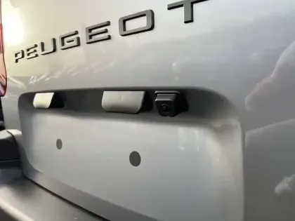 Photo 8 Peugeot Partner  FOURGON M 650 KG BLUEHDI 130 S&S EAT8