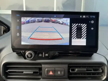 Photo 17 Peugeot Partner  FOURGON M 650 KG BLUEHDI 130 S&S EAT8