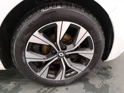 Photo 14 Renault Clio Gén. V (BJA) Ph2 Evolution 5