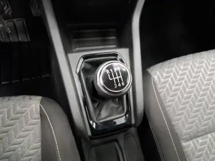 Photo 34 Renault Clio Gén. V (BJA) Ph2 Evolution 5