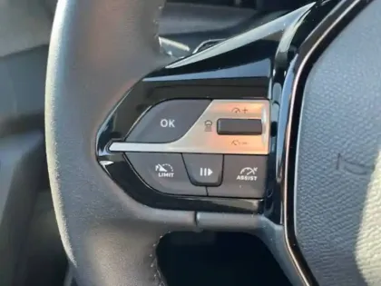 Photo 12 Peugeot 308  BlueHDi 130ch S&S EAT8