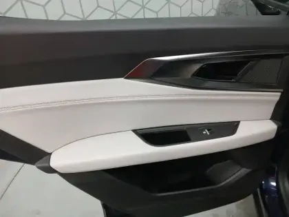 Photo 15 Renault Espace  E-Tech hybrid 200