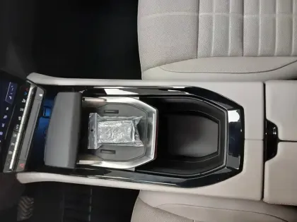 Photo 45 Renault Espace  E-Tech hybrid 200