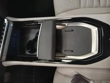 Photo 38 Renault Espace  E-Tech hybrid 200