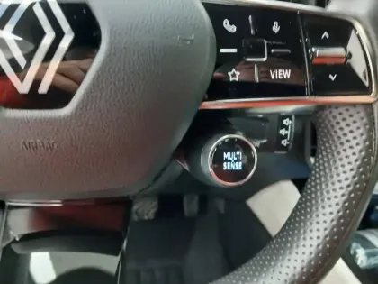 Photo 32 Renault Espace  E-Tech hybrid 200